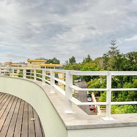 Jasmineiro, A In Madeira Apartment