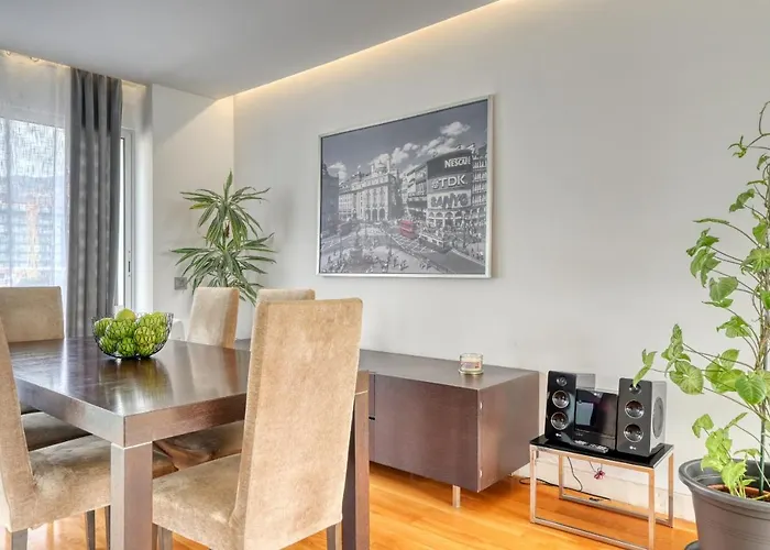 Jasmineiro, A In Madeira *