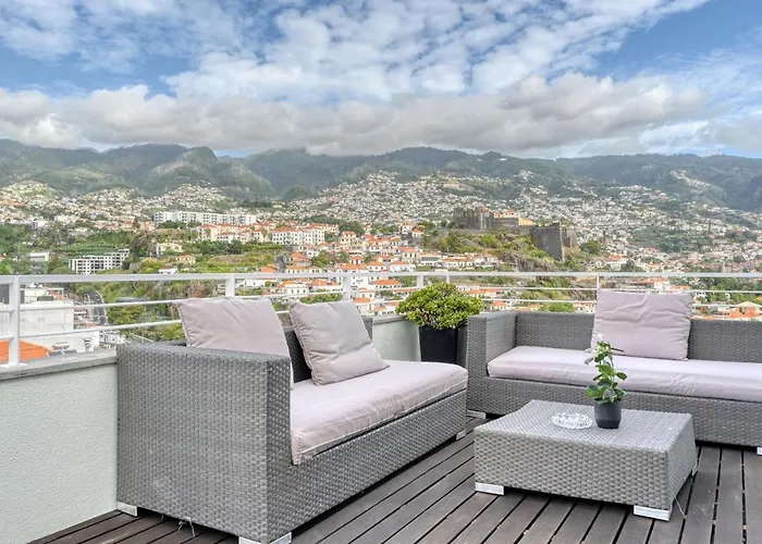 Jasmineiro, A In Madeira 아파트