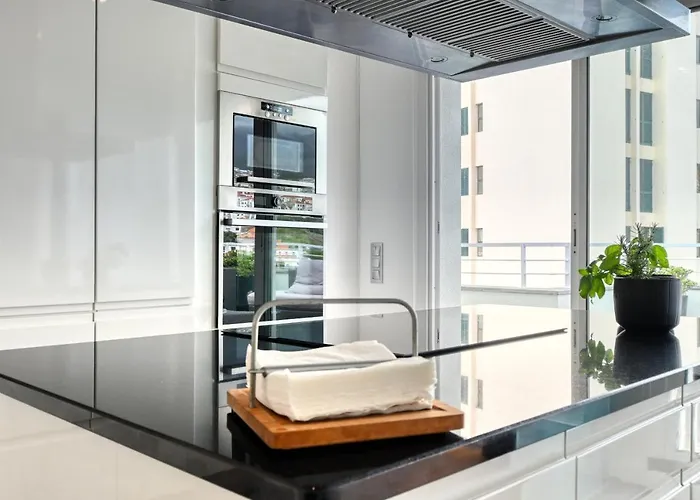 Jasmineiro, A In Madeira 푼샬