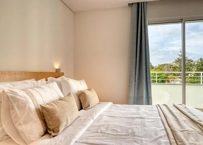 Jasmineiro, A In Madeira