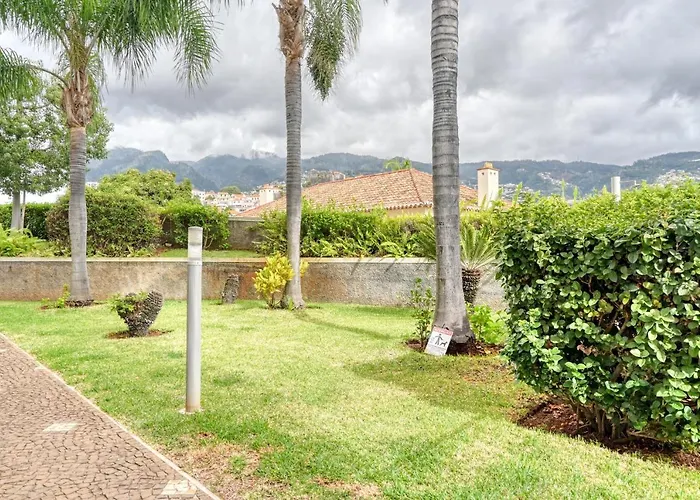 Jasmineiro, A In Madeira 아파트 *